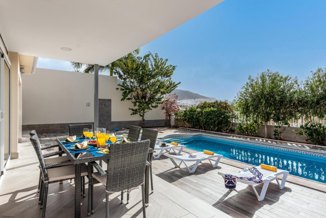 Amazing Villa Medina, Bbq 아데제 외부 사진
