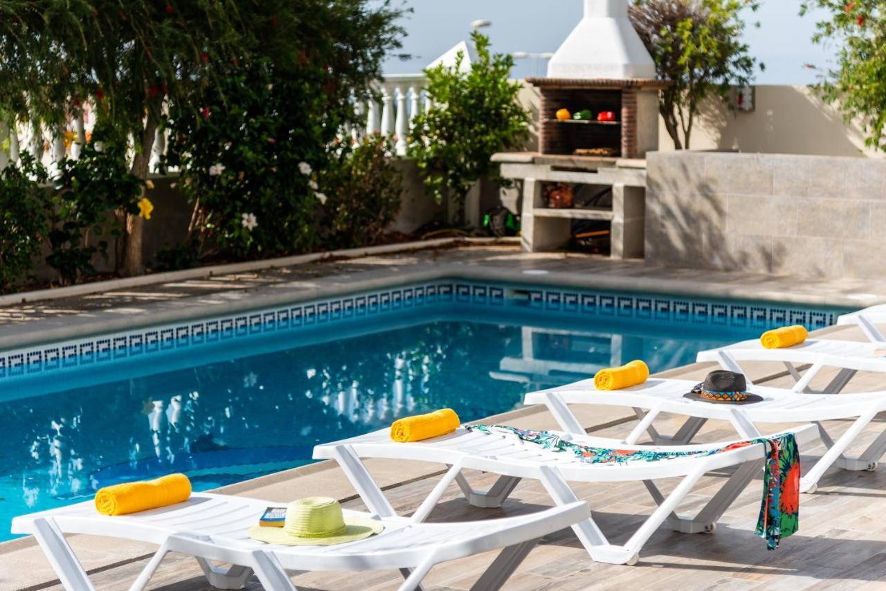 Amazing Villa Medina, Bbq 아데제 외부 사진