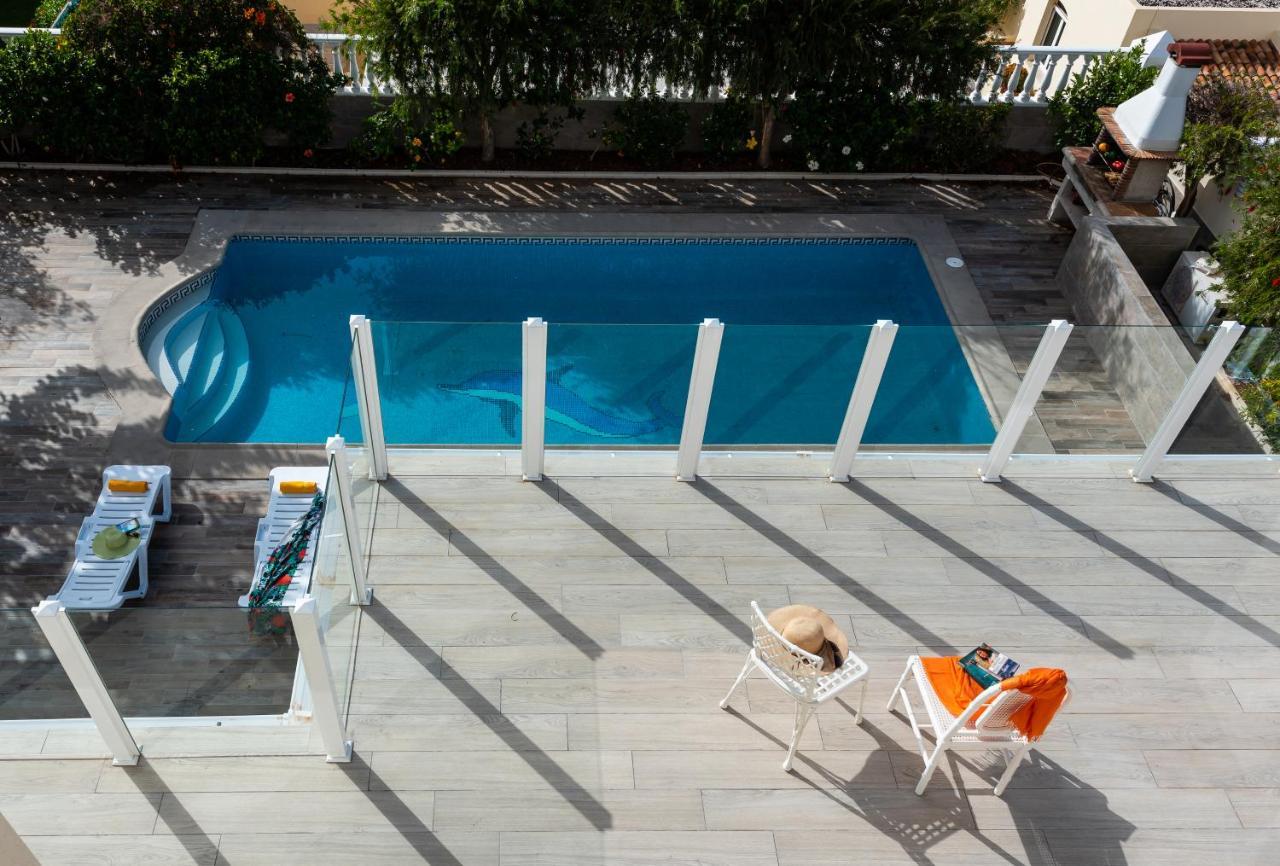 Amazing Villa Medina, Bbq 아데제 외부 사진